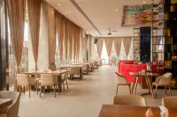 Huayue Oriental Hotel
