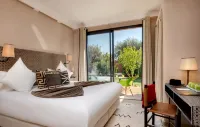 Oasis Lodges - 4-Star