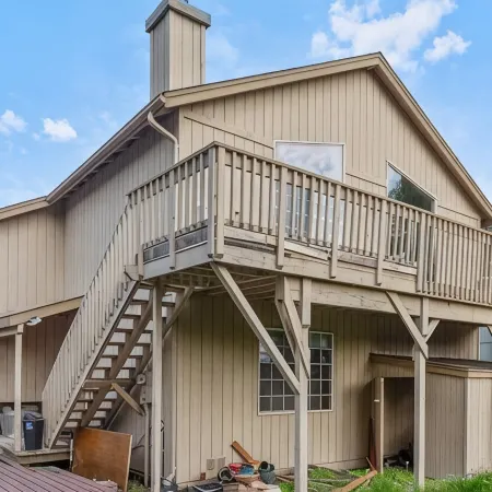 4 Bedroom 3 Bathroom Home Near Golf Course and Zoo