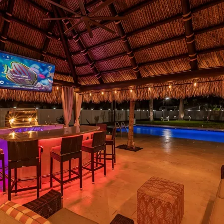 Golfers Green Retreat with 35' Heated Saltwater Pool & Tiki. Pet Friendly!