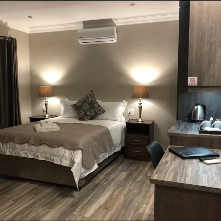 UNITAS GUESTHOUSE
