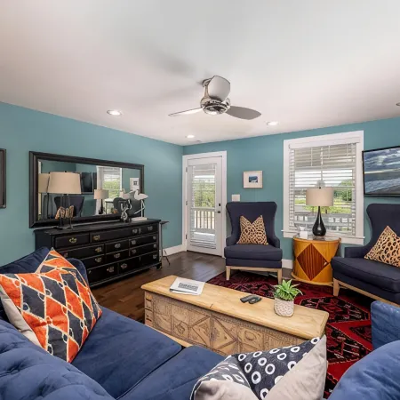 Waterfront Cape May canal property 5min to beach landscaped grounds