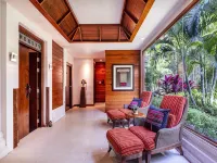 RatiLanna Riverside Spa Resort Hotel berhampiran Jambatan Meng Memorial