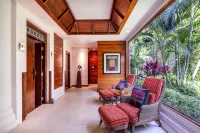 RatiLanna Riverside Spa Resort - parking