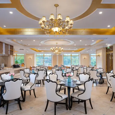Vienna Royal Hotel (Beijing Miyun)