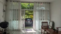 Little Charlie's House Khanom