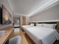 Jingjiang Star Hotel (Chongqing Wushan Xiaosanxia Tourism Center)
