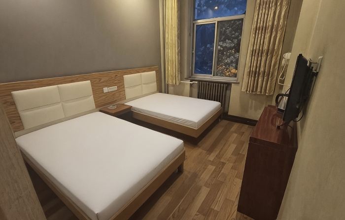 Fuhongyuan Guesthouse (Bell Tower)
