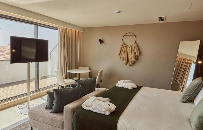 Omid Saldanha Hotel