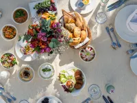 Vittori Palace Hotel and Residences Hotels near Al Hamra