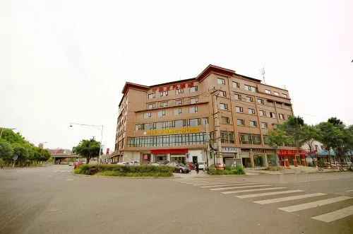Qianli Zhiwai Hotel - 2-Star
