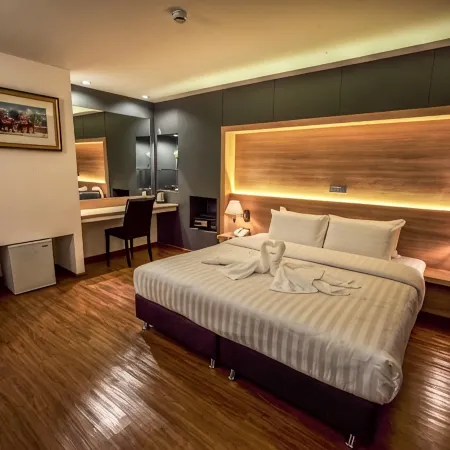 The Three Hat Yai