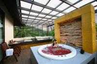 Coconut Village Resort Phuket - badewanne