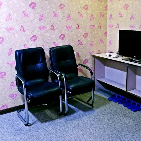 Fuyu Taoyuan Express Hotel