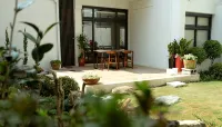 Gh House - parking