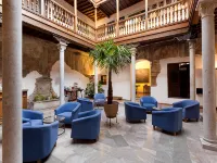 Palacio de Santa Inés Hotels near Sacromonte