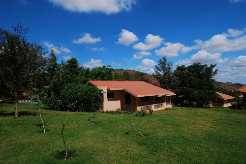 Bannerghatta Nature Camp-Jungle Lodges - บังกะโล