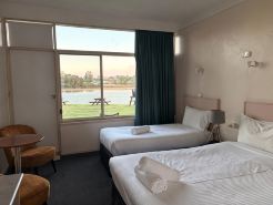 Moruya Waterfront Hotel Motel