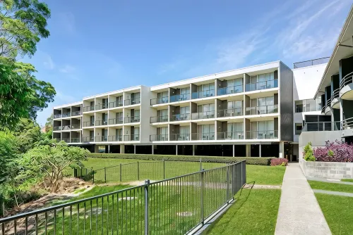 Best Western Plus Apollo International Hotel