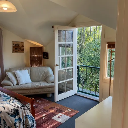 Beautiful and comfortable, located in the heart of town