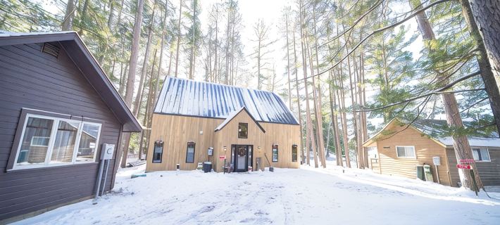 3 BR l Lakefront Cabin l Skiing I Snowmobiling Ξενοδοχεία στην πόλη Vilas County