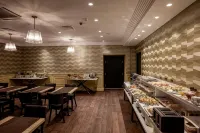 Opera Hotel