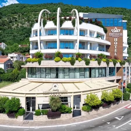 Hotel Square