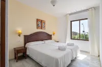 Apartamentos Playamaro