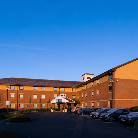 Holiday Inn Express TAUNTON EAST by IHG Hôtels à : Taunton