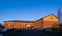 Holiday Inn Express TAUNTON EAST by IHG - Pet friendly