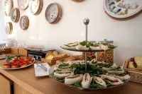 Hotel Albània - breakfast