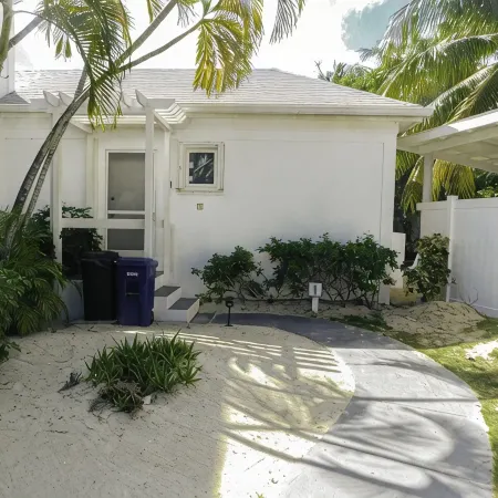 The Pools #1- the Luxury Beachfront Hideaway with Private Pool