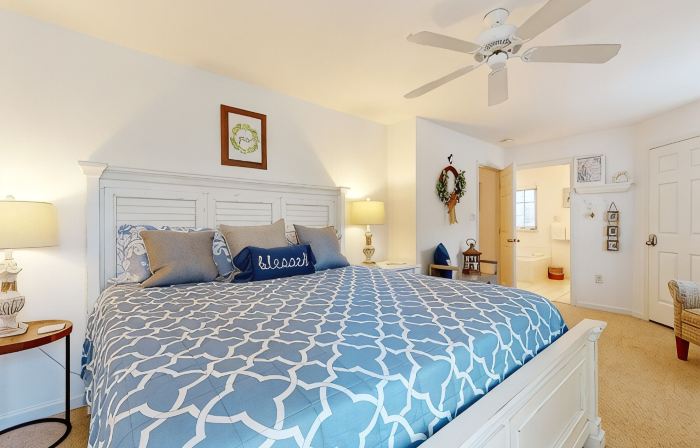 Free Daily Activities, Bikes,Grill, Pool&Tennis, Bhchairs, 5 Minutes from Beach!