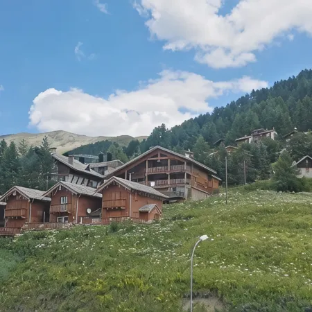 Apartment at the foot of the slopes at the Foux d'Allos resort center