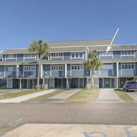 'Sandpiper' Ocean Front Townhouse