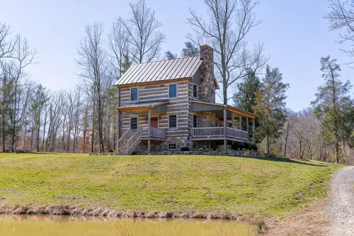 Rustic Luxury Near Charlottesville/Montpelier/Wineries /A Historic Cabin Retreat - Træningscentre