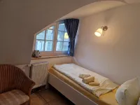 BEAUTIFULLY FURNISHED HOLIDAY HOUSE FOR 4 PEOPLE WITH SEPERATE SAUNA HOUSE - بيت ضيافة