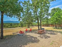 Luxury Getaway | Mountain/River Views, BBQ/Fishing Hotels in Pushmataha County