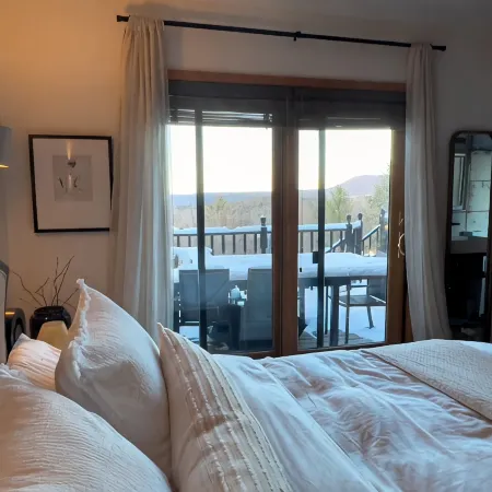Cabin w/ Mountain Views, Hot Tub, AC, Pet + Family Friendly, WFH, Fireplace