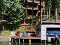 Welcome to Our Little Slice of Heaven on the Lake! - 4-Star