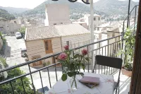 Cefalù - Old town apartment Casa Fiore second floor