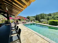 Stone house, swimming pool, spa, pétanque court, outdoor bar - Villas