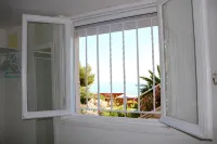 Sea view garden apartment with pool option. Near beach between Nice and Monaco - Sea View