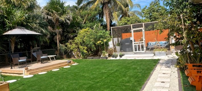 Spacious Open Concept Large family house with 3 bedrooms. Amazing space. Hotel a Bodden Town