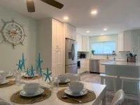 House on a Canal with Private Heated Pool, Pool Table, Ping Pong - 3-Star