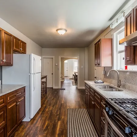 Lovely Downtown Townhome