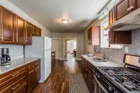 Lovely Downtown Townhome