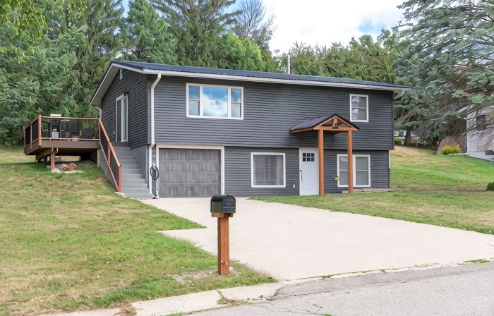 House near Trout Run Trail w/EV charger