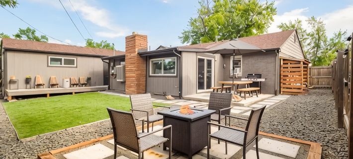 NEW!! Modern 2 Bed/2BA House - walkable to Olde Town! 아바다 호텔