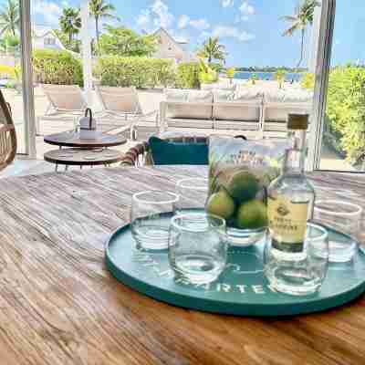 Paradise on the beach beautiful one bedroom Others